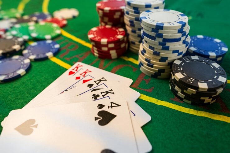 erek2 2d platform interface showing live dealer tables and sportsbook markets